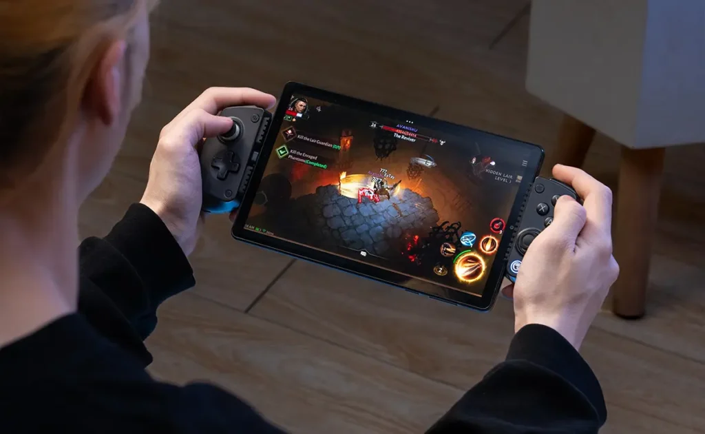Mobile Controllers for Comfortable On-the-Go Gaming